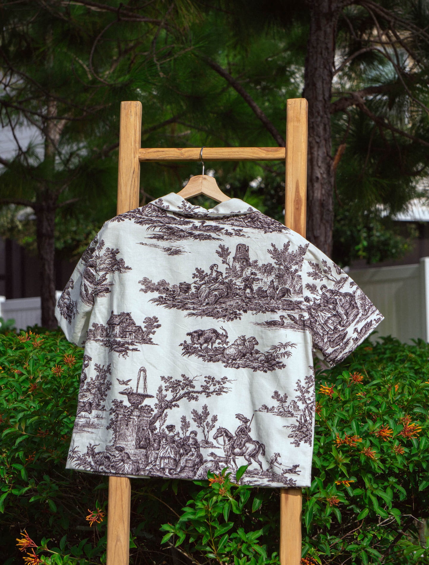 Grayscale Toile (Large)