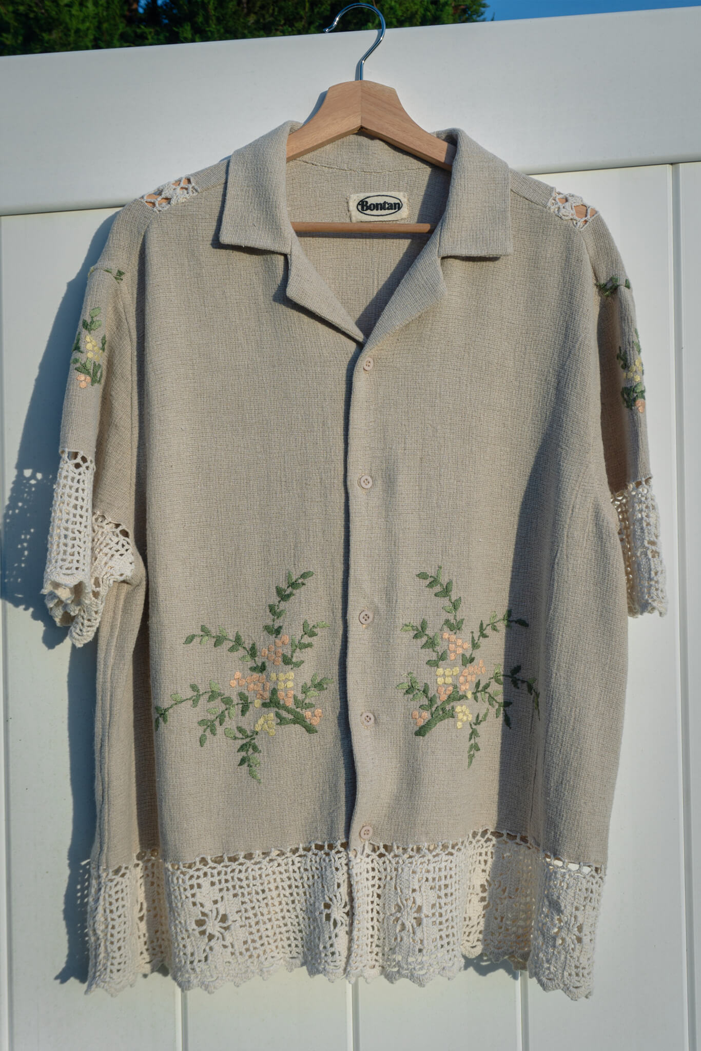 Beige Floral Tablecloth Shirt (Large)
