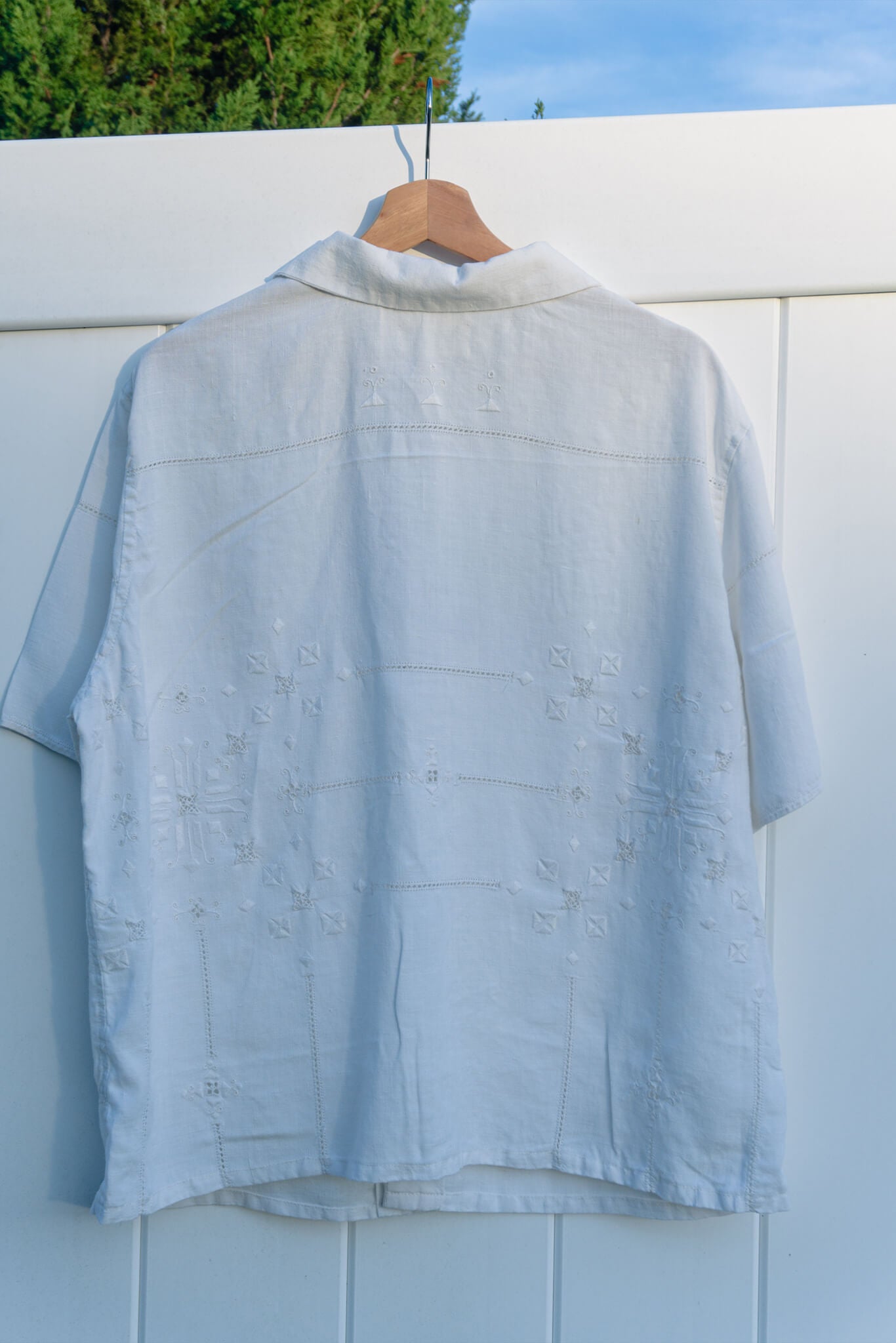 White Textured Tablecloth Shirt (Medium)