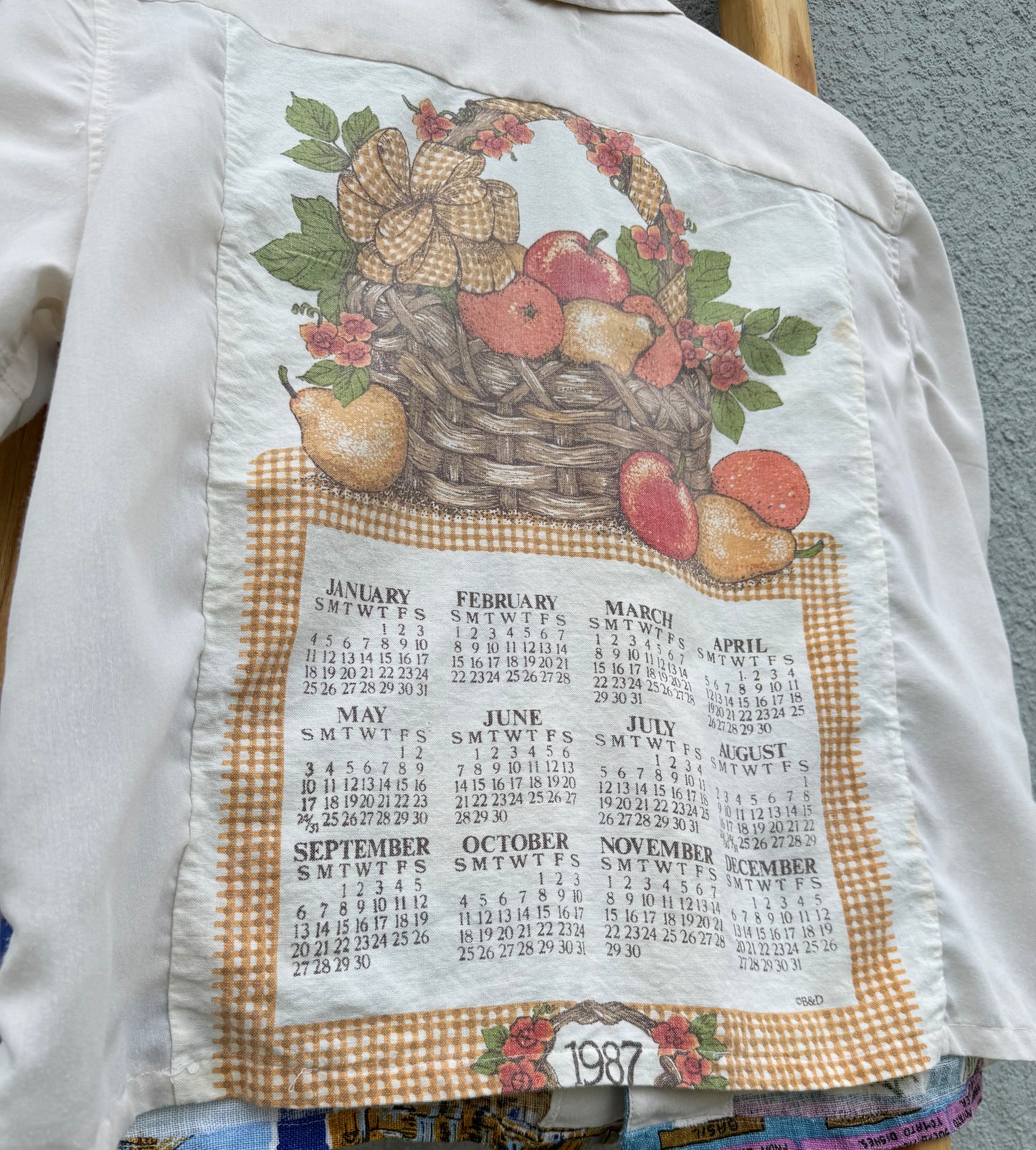 Kitchen Towel Calendar Shirt (Small)